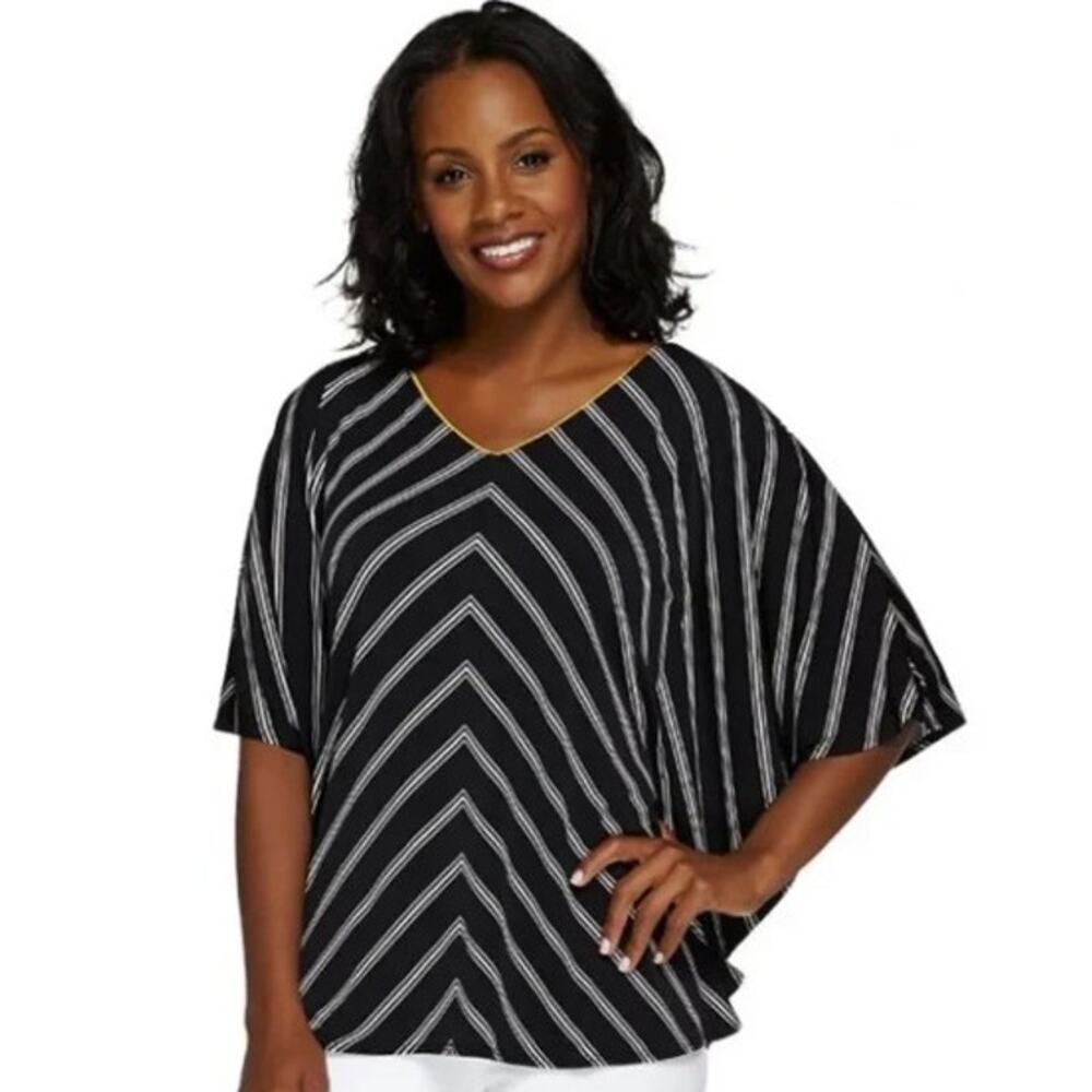 Susan Graver Black and White Chevron V-Neck Poncho Blouse Size M